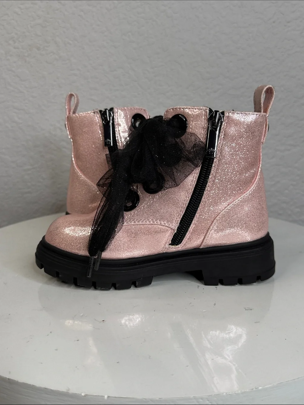 NINA CHASSY LIGHT PINK SHIMMER GLITTER COMBAT BOOTS BLACK TULLE LACES SIZE 10